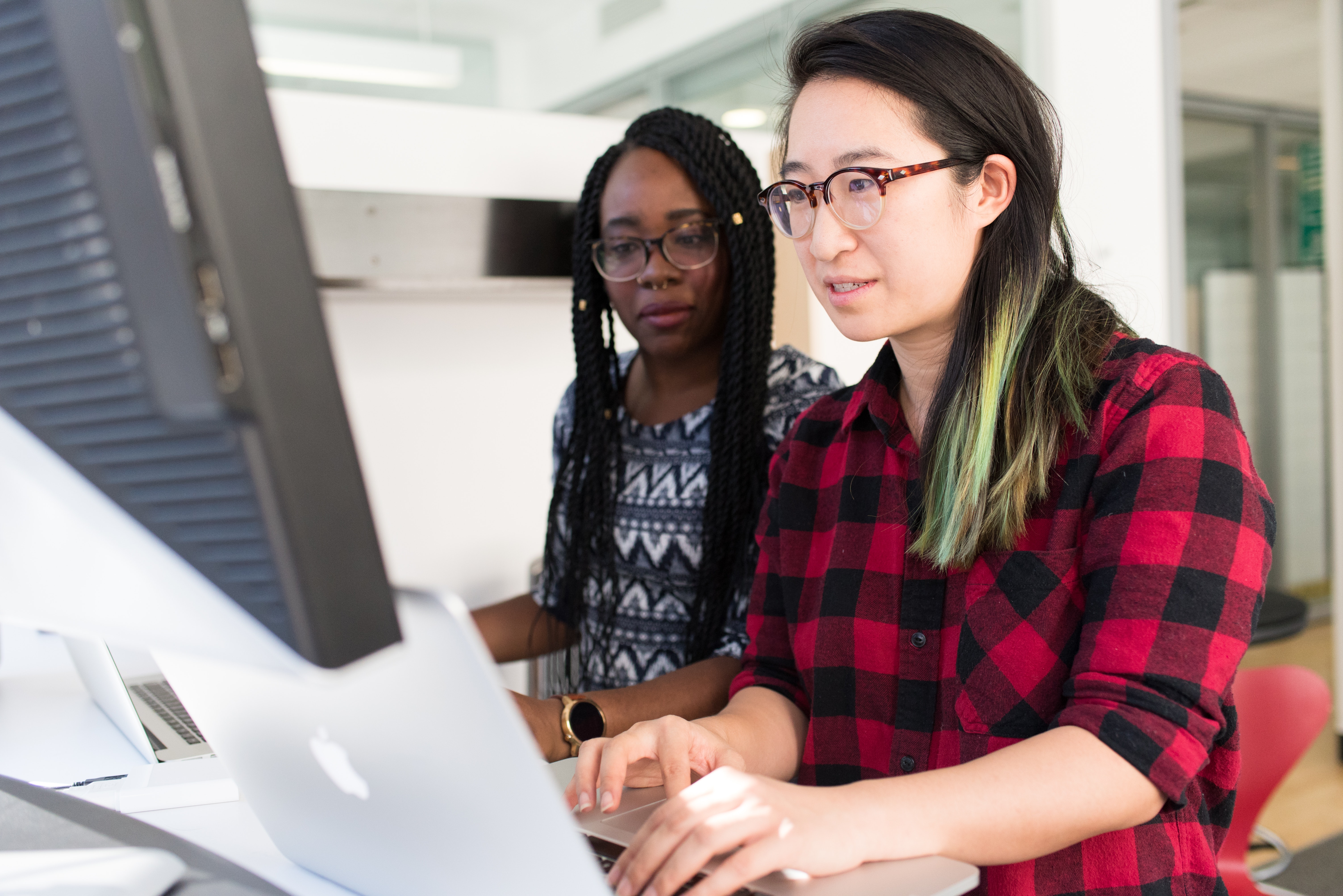 <span id="hs_cos_wrapper_name" class="hs_cos_wrapper hs_cos_wrapper_meta_field hs_cos_wrapper_type_text" style="" data-hs-cos-general-type="meta_field" data-hs-cos-type="text" >Choose a Platform Committed to Continuous Change</span>
